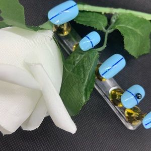 Custom press on nails